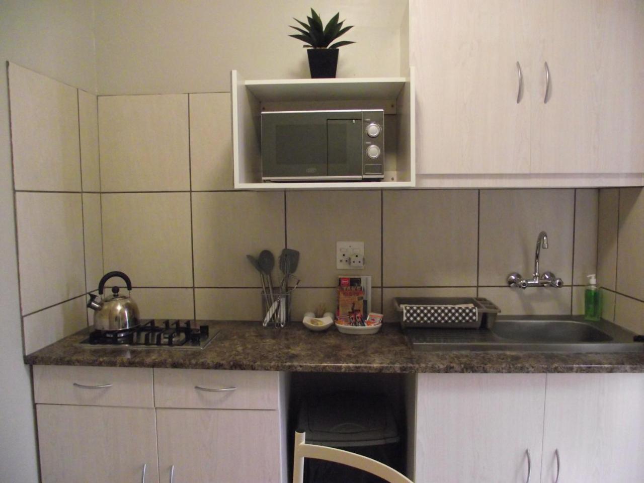 De Nachtuilen Guesthouse Апингтон Экстерьер фото